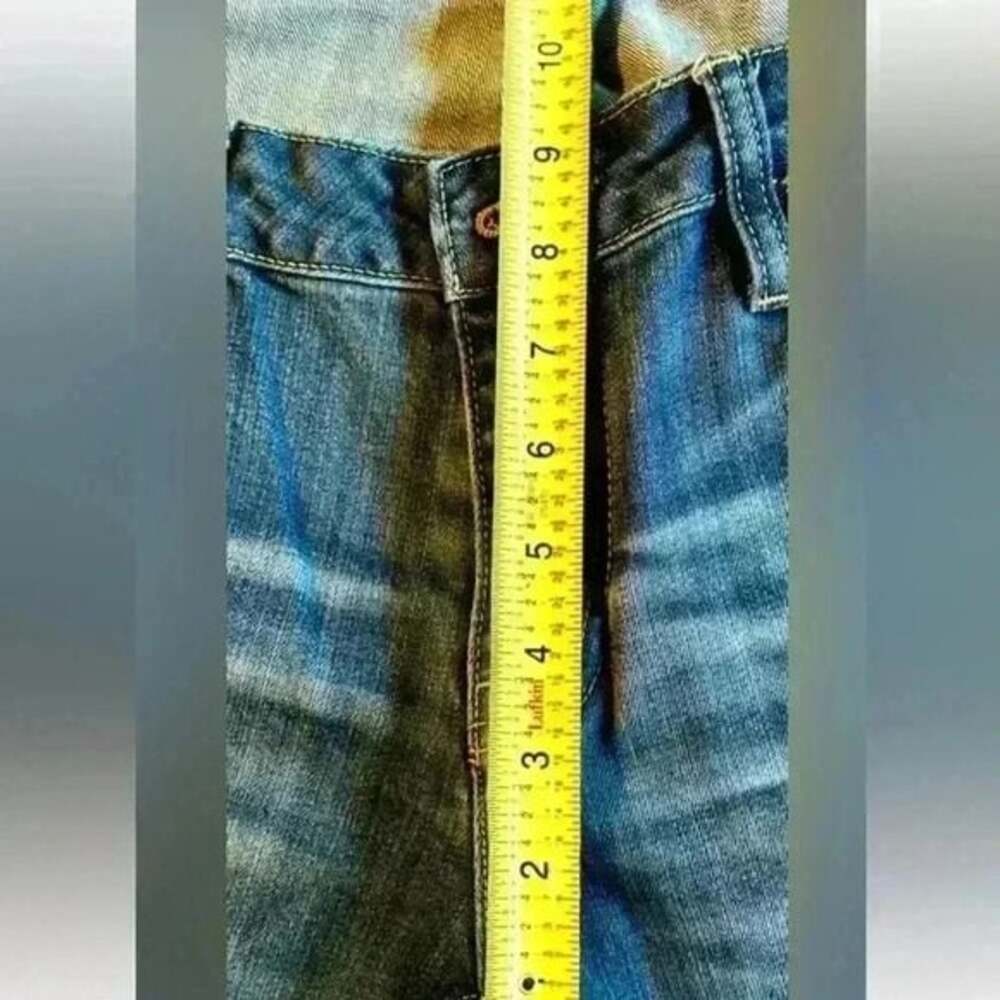 Vigoss Jeans - The Thompson Tomboy, Medium Wash Distressed Jeans Women's 31x27 - Picture 10 of 10